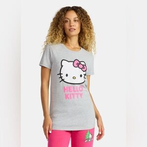 New! Sanrio Hello Kitty Short Sleeve Maternity Graphic Tee